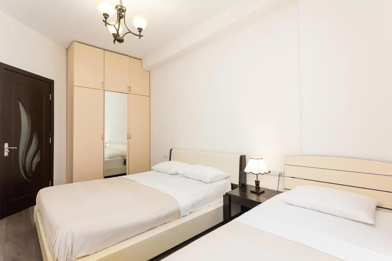 Two Bedroom Apartment In The City Center Τυφλίδα
