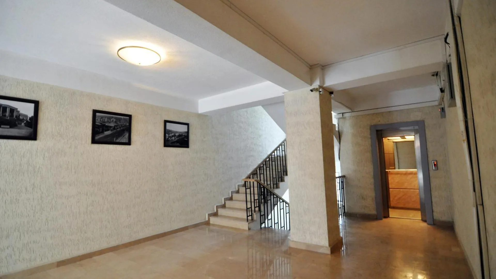 Two Bedroom Apartment In The City Center Τυφλίδα